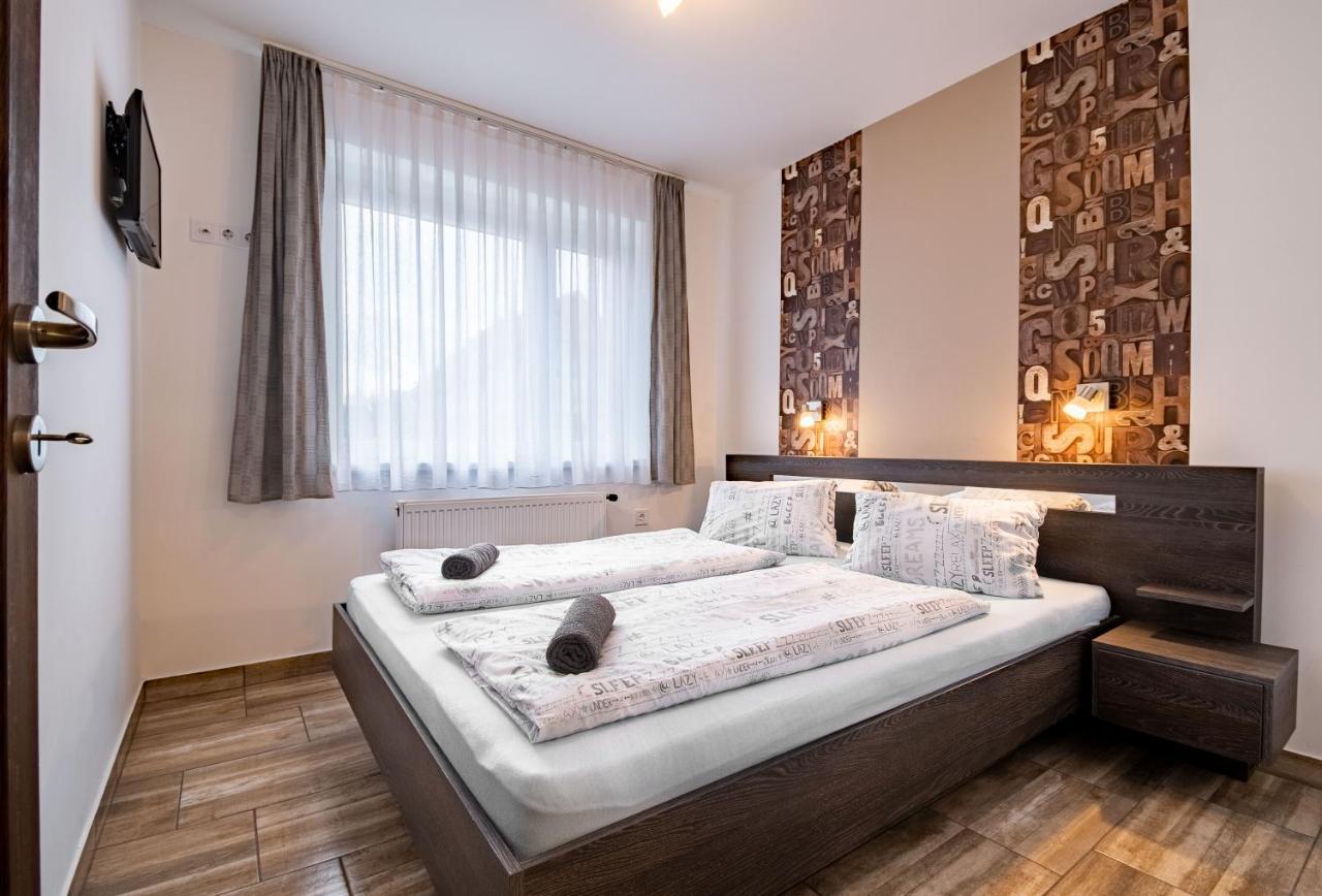 Hajdúszoboszló Garden Lux Apartman מראה חיצוני תמונה